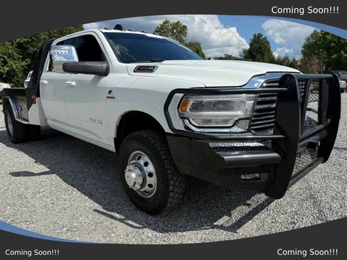 Used 2024 RAM 3500 Laramie AWD/4WD image 8