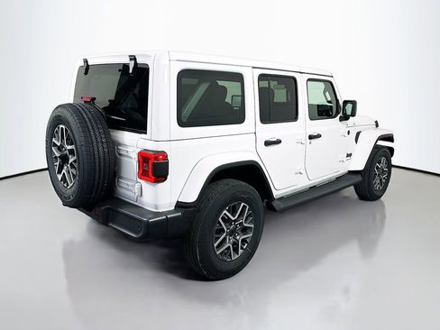 New 2026 Jeep Wrangler Sahara image 7