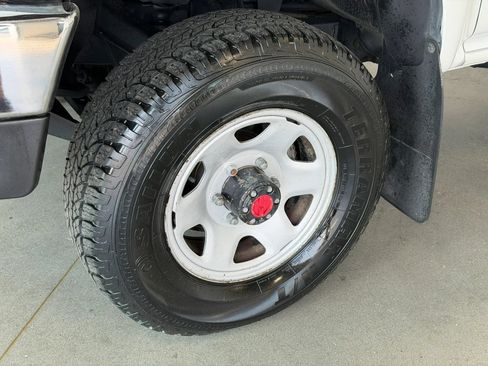 Used 1992 Toyota Pickup Deluxe AWD/4WD image 5