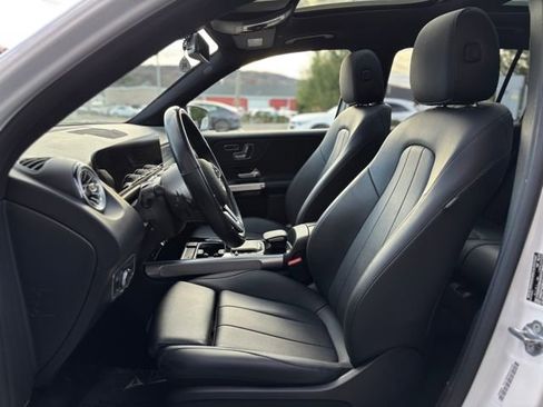 Certified 2023 Mercedes-Benz GLB 250 GLB 250 image 9