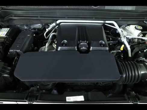 Used 2023 Chevrolet Colorado LT w/ LT Convenience Package III image 22