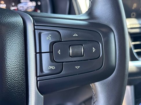 Used 2024 GMC Yukon SLT AWD/4WD image 19