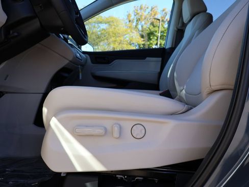 New 2026 Honda Odyssey EX-L image 23