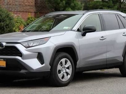 Used 2019 Toyota RAV4 XLE w/ Convenience Package