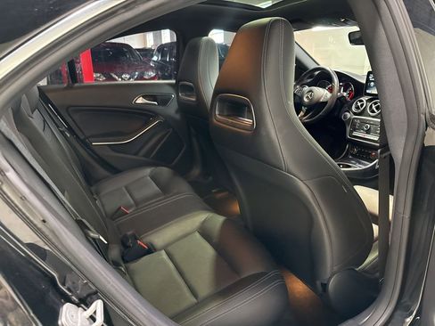 Used 2018 Mercedes-Benz CLA 250 4MATIC image 37