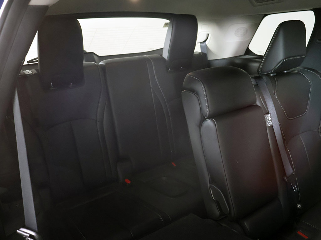Used 2025 INFINITI QX60 Pure AWD/4WD image 36