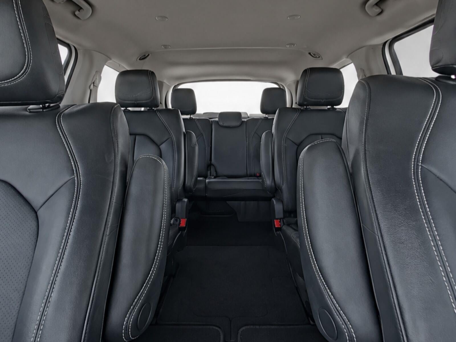 Used 2024 Chrysler Pacifica Touring-L FWD image 24