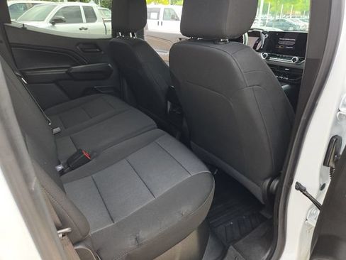 Used 2024 Chevrolet Colorado W/T RWD image 24