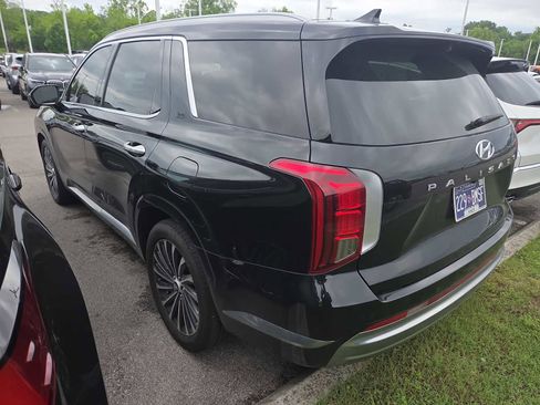 Used 2024 Hyundai Palisade Calligraphy FWD image 6