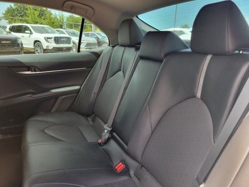 Used 2022 Toyota Camry XSE FWD image 28