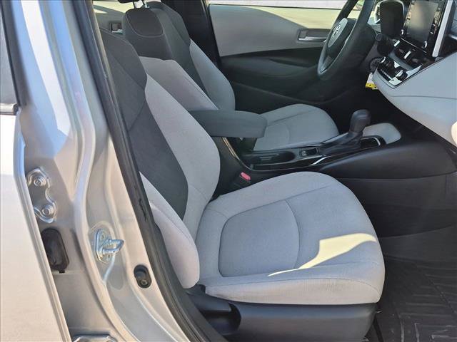 Used 2021 Toyota Corolla LE FWD image 17