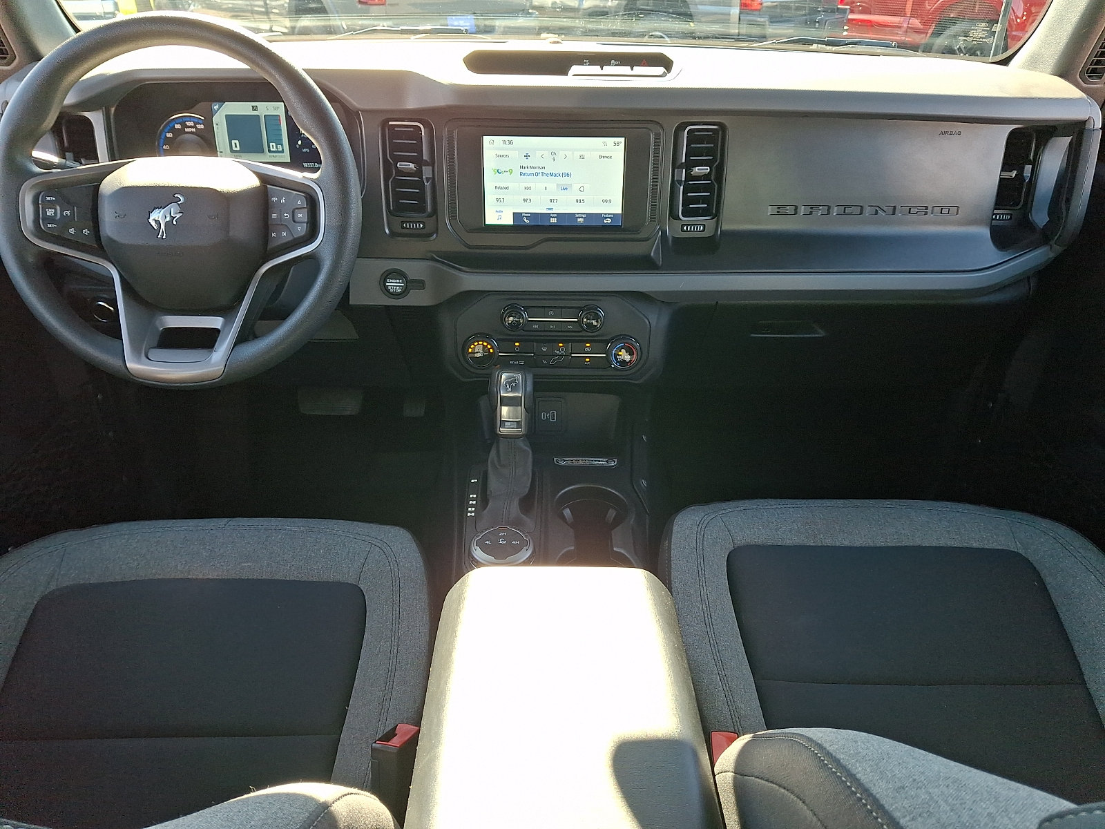 Used 2023 Ford Bronco 4-Door AWD/4WD image 14