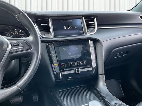 Used 2022 INFINITI QX55 Luxe image 9