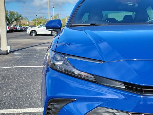 Certified 2025 Toyota Camry SE FWD image 7