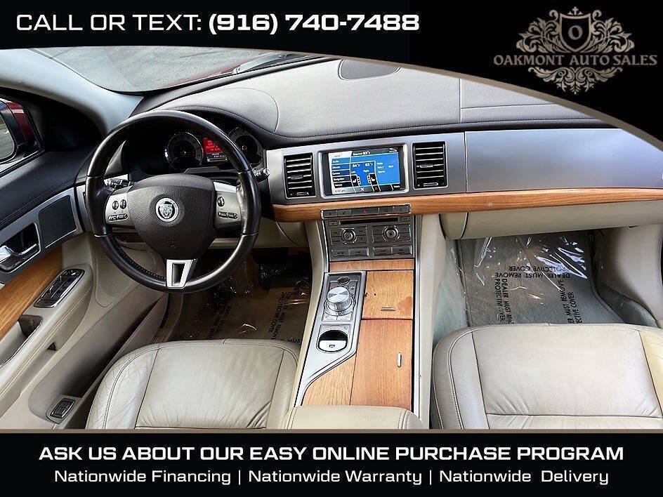 Used 2010 Jaguar XF Luxury RWD image 17