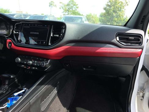 Used 2022 Dodge Durango R/T w/ Blacktop Package AWD/4WD image 4