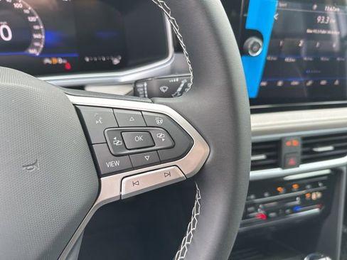 New 2026 Volkswagen Taos SE AWD/4WD image 15