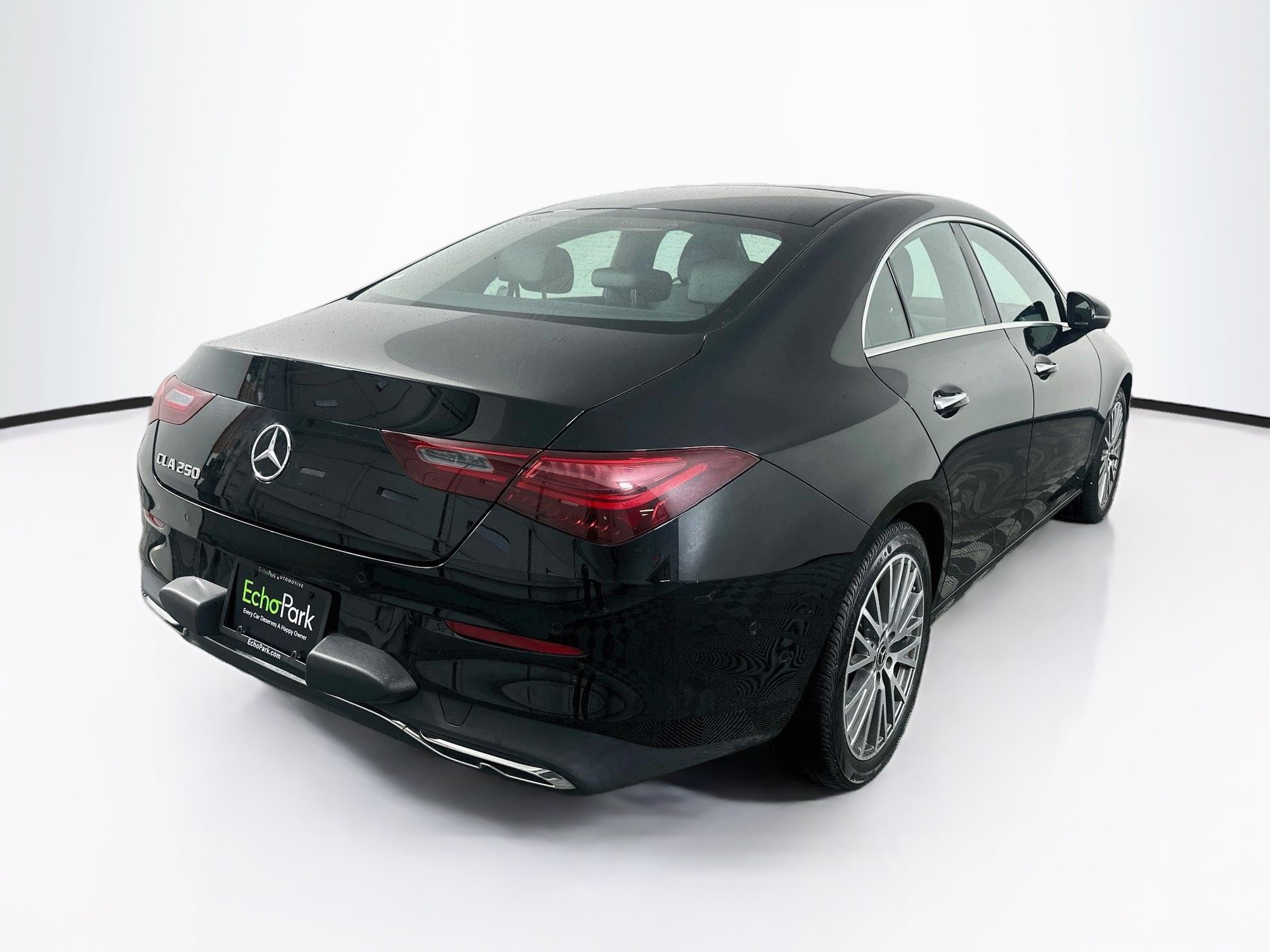 Used 2025 Mercedes-Benz CLA 250 image 9