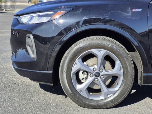 Used 2023 Ford Escape ST-Line w/ Tech Pack #1 AWD/4WD image 10