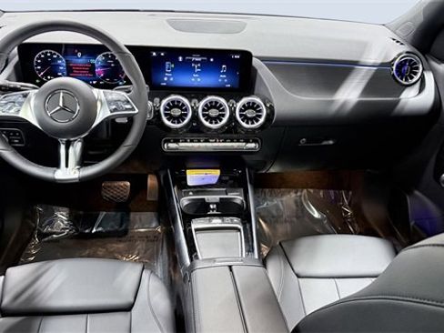 New 2026 Mercedes-Benz GLA 250 4MATIC image 6