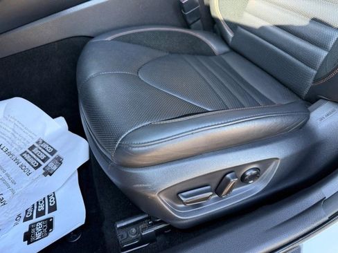 Used 2019 Toyota Avalon Touring w/ All Weather Liner Package image 17