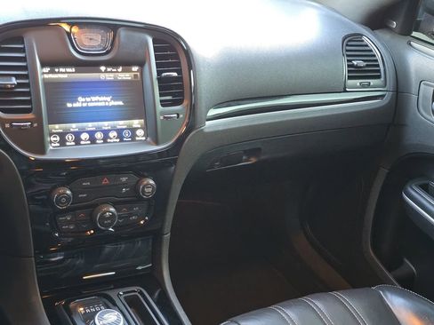 Used 2019 Chrysler 300 S w/ S Model Appearance Package image 7