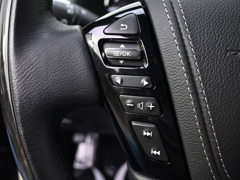 Used 2024 INFINITI QX80 Luxe image 38