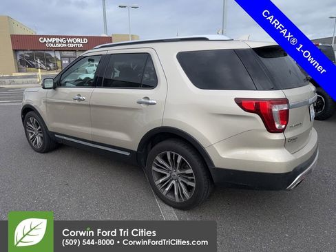 Used 2017 Ford Explorer Platinum image 4