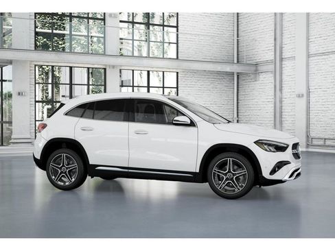 New 2026 Mercedes-Benz GLA 250 4MATIC image 14