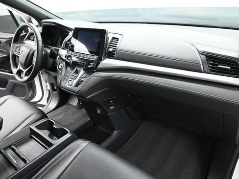 Used 2024 Honda Odyssey Sport image 27
