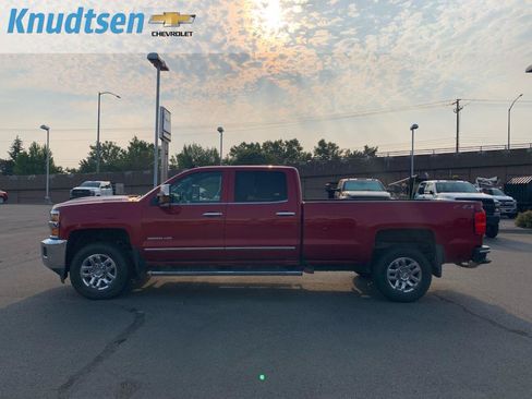 Used 2019 Chevrolet Silverado 3500 LTZ w/ Duramax Plus Package AWD/4WD image 4