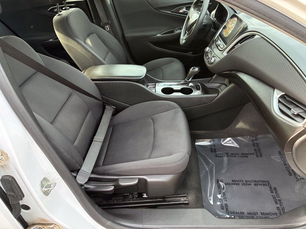 Used 2020 Chevrolet Malibu LS FWD image 29