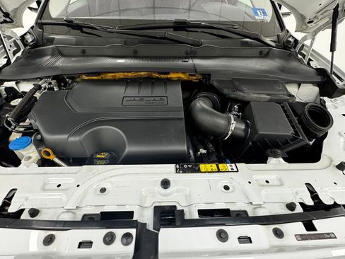 Used 2020 Jaguar E-PACE image 31