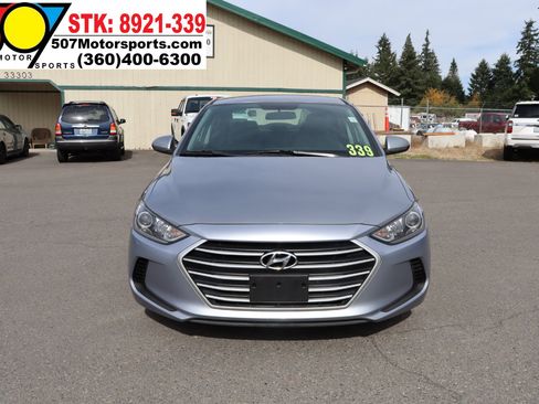 Used 2017 Hyundai Elantra SE image 10