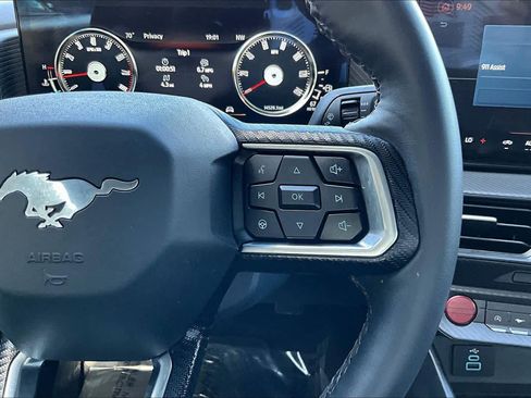 Used 2024 Ford Mustang Coupe image 24