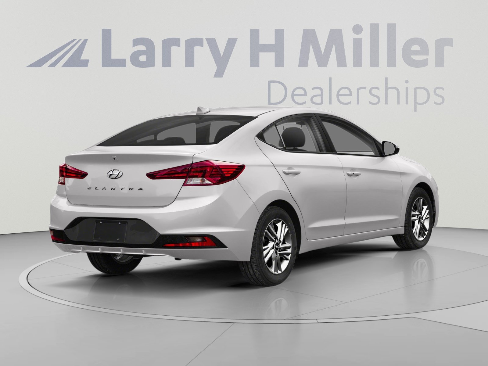 Used 2020 Hyundai Elantra SEL FWD image 2