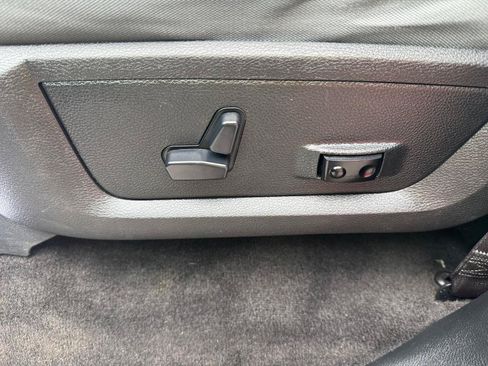 Used 2017 RAM 1500 Big Horn AWD/4WD image 14
