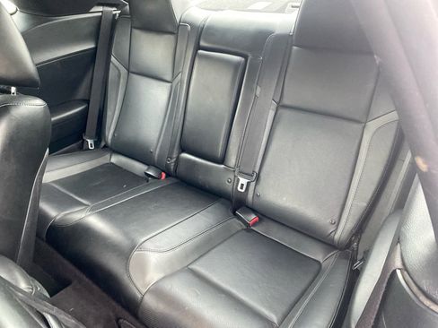 Used 2017 Dodge Challenger GT w/ Driver Convenience Group image 20