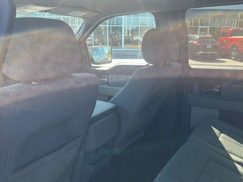 Used 2014 Ford F150 XLT w/ Equipment Group 302A Luxury AWD/4WD image 18