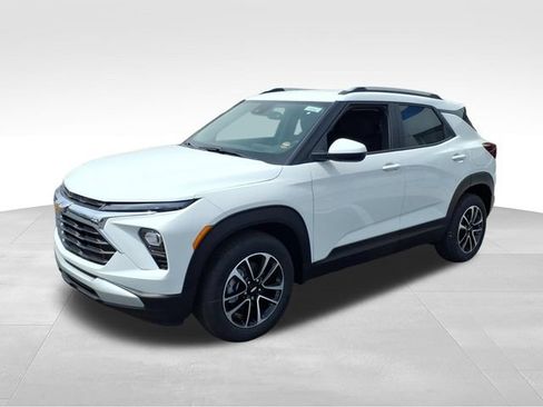 New 2026 Chevrolet TrailBlazer LT w/ Convenience Package FWD image 4