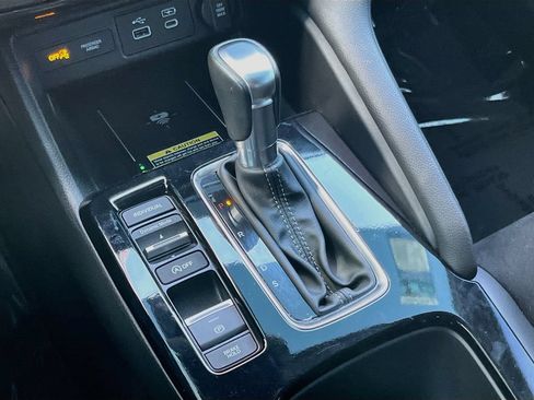 Used 2025 Acura Integra A-Spec FWD image 16