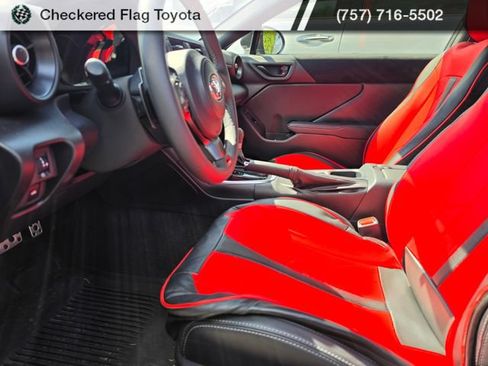 Used 2023 Toyota GR86 Premium w/ ALL Weather Mat Package (TMS) RWD image 8