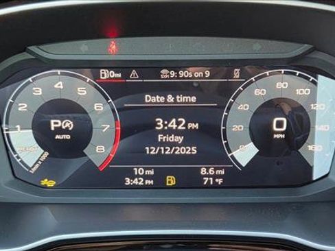 New 2025 Audi Q3 2.0T Premium image 11