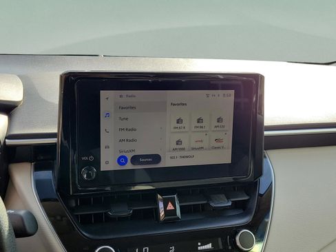 Used 2023 Toyota Corolla LE FWD image 7