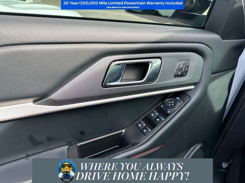 New 2026 Ford Explorer ST-Line w/ ST-Line Street Pack image 9