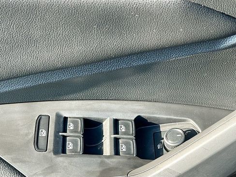Used 2021 Volkswagen Jetta SEL Premium FWD image 18