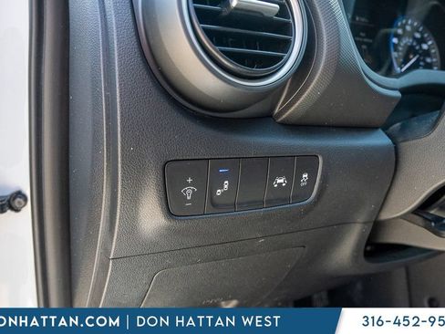 Used 2021 Hyundai Kona SEL Plus FWD image 19