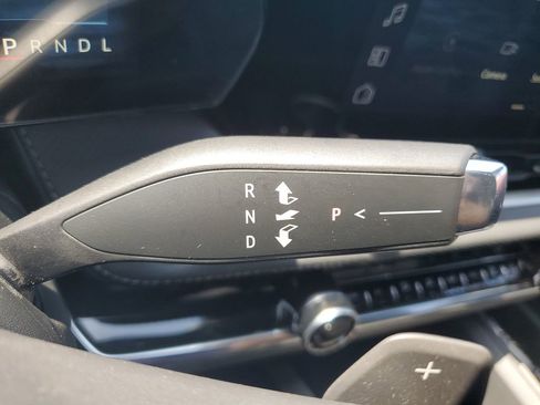 New 2026 Chevrolet Equinox LT w/ Convenience Package II FWD image 29