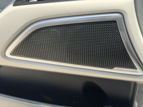 Certified 2024 Kia Telluride S FWD image 20