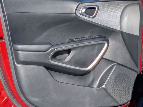 Used 2024 Kia Soul LX w/ Option Group 015 image 12